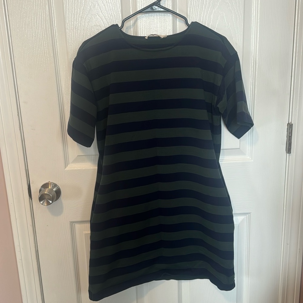 EUC Tory Burch tee shirt dress POCKETS